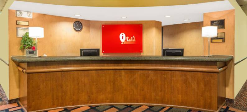 肯特西雅图地区华美达酒店(Ramada by Wyndham Kent Seattle Area)图片