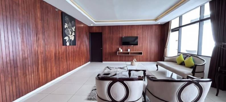 格兰德茵那萨穆德拉海滩酒店(Grand Inna Samudra Beach Hotel)图片