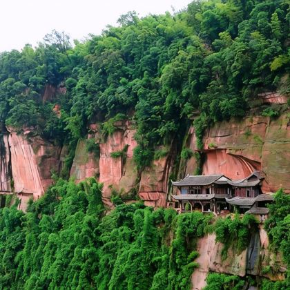 四川宜宾蜀南竹海2日1晚跟团游