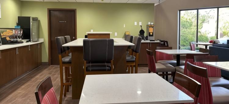 金斯伯勒塔伯勒凯艺套房酒店(Quality Inn & Suites Tarboro - Kingsboro)图片