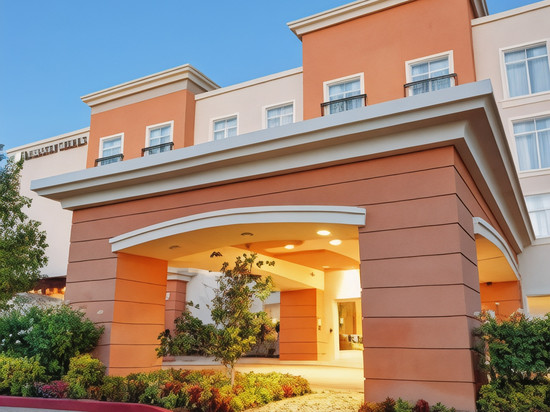 巴伦西亚希尔顿安泊酒店