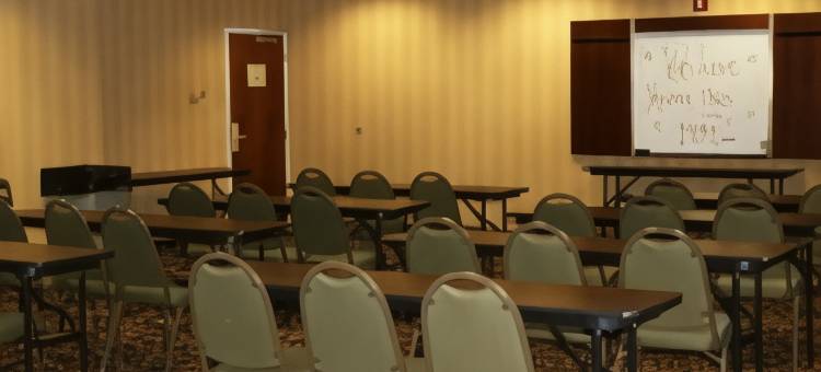 希尔顿欢朋酒店-埃德尔(Hampton Inn Adel)图片