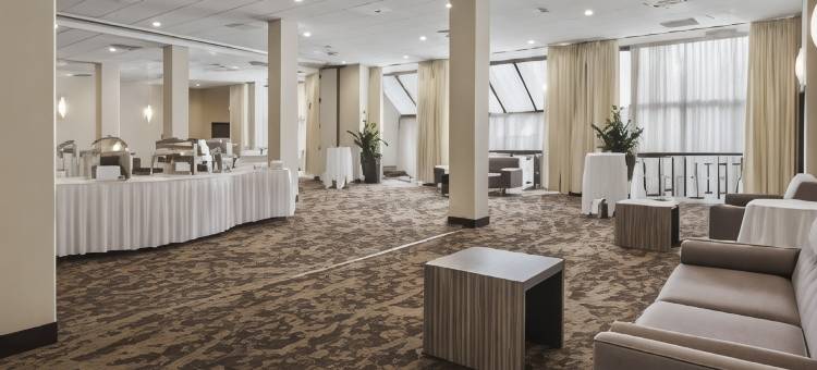 贝斯特韦斯特精品卡尔加里广场酒店暨会议中心(Best Western Premier Calgary Plaza Hotel & Conference Centre)图片