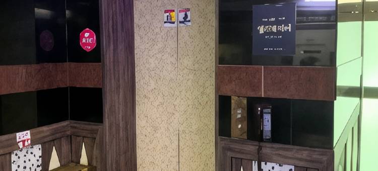 纳斯酒店(Gentleman Hotel)图片