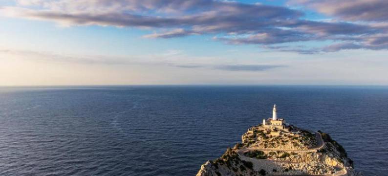 Traditional Charm with Private Pool图片