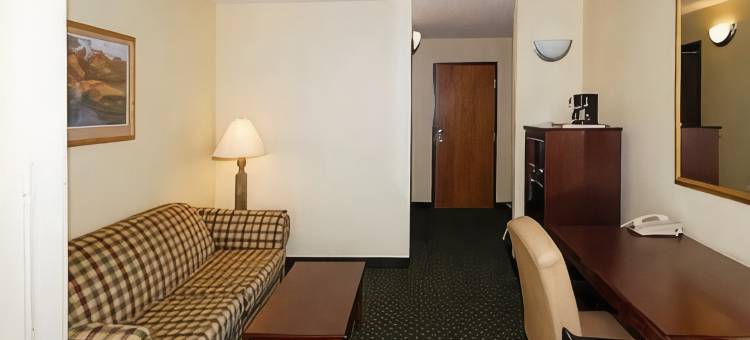 埃斯卡诺巴舒适套房酒店(Comfort Suites)图片