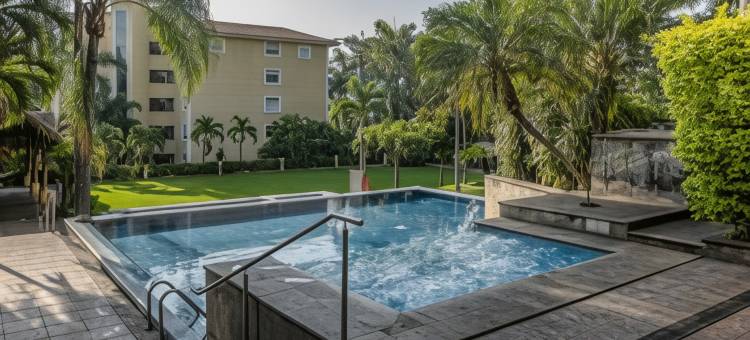 Holiday Inn 库埃纳瓦卡(Holiday Inn CUERNAVACA by IHG)图片