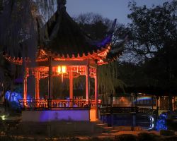 Book summer night tours: Suzhou Museum & Humble Administrator's Garden