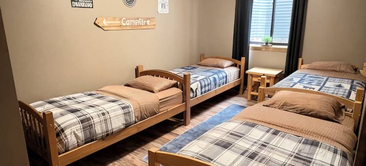 熊掌山林小屋 • 豪华木屋 • 游戏室 • 火坑(Bear Paw Lodge • Luxury Cabin • Game Room • Fire Pit)图片