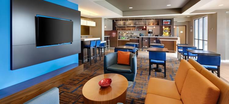 万豪大瀑布机场万怡酒店(Courtyard Grand Rapids Airport)图片