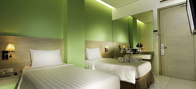 克拉巴加丁威兹高级酒店(Whiz Prime Hotel Kelapa Gading)图片