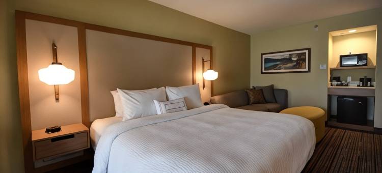 密尔沃基北万豪万枫套房酒店(Fairfield Inn & Suites Milwaukee North)图片