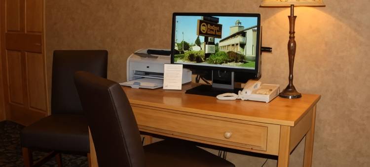 豪斯特廉价汽车旅馆及套房(Budget Host Inn & Suites)图片