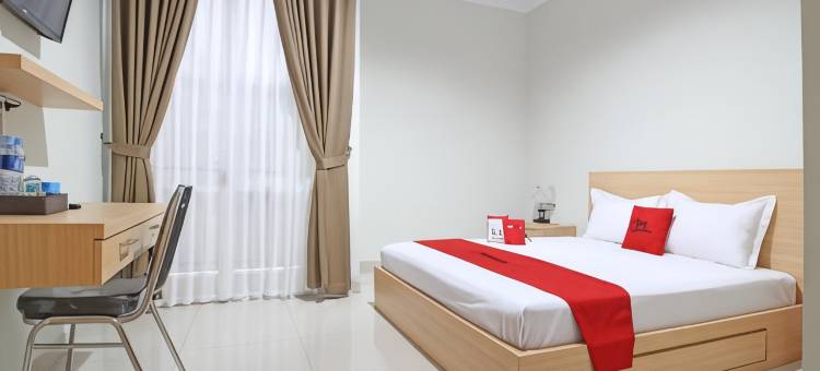 红多兹酒店-近日惹阿米空(RedDoorz Near Amikom Yogyakarta)图片