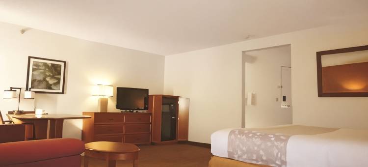 堪萨斯城北拉昆塔温德姆酒店(La Quinta Inn by Wyndham Kansas City North)图片