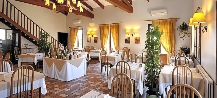 天竺葵酒店(Logis Hôtel Restaurant les Géraniums)图片