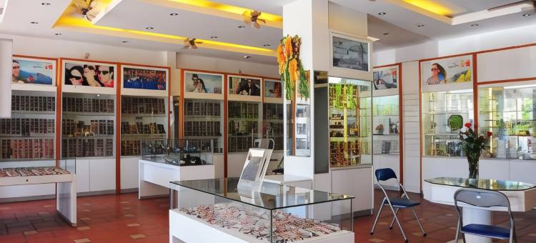 明红酒店(Minh Hung Hotel)图片
