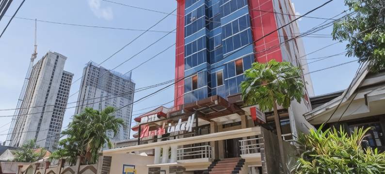 红多兹Plus酒店-帕纳库康大道(RedDoorz Plus @ Boulevard Panakkukang)图片