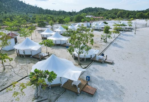 Viovio Beach & Resort Hotel Overview