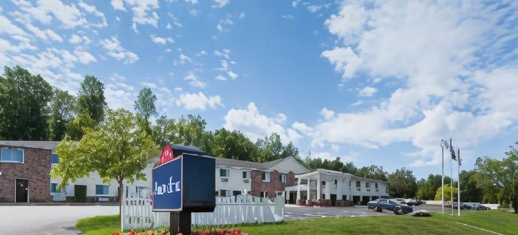 佩托斯基阿美瑞客酒店 by Wyndham(AmericInn by Wyndham Petoskey)图片