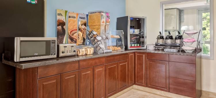 黑格斯敦麦客达套房酒店(Microtel Inn & Suites by Wyndham Hagerstown by I-81)图片