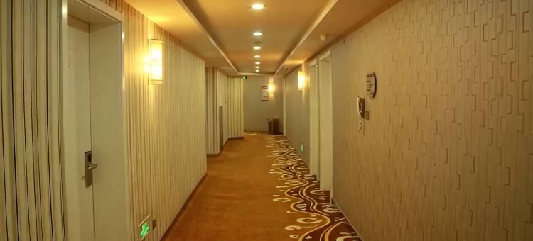 美宜家连锁酒店(宝丰人民医院店)图片