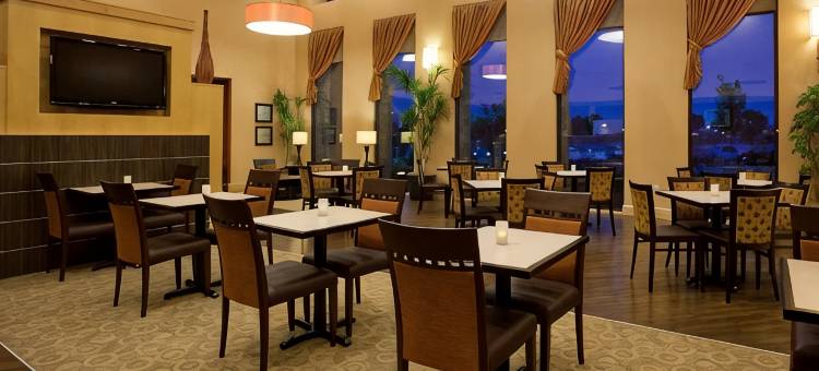希尔顿欢朋套房酒店-麦迪逊西(Hampton Inn & Suites Madison West)图片