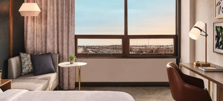 Holiday Inn 旅顺口 - 中央公园 by IHG(Holiday Inn Port Arthur - Park Central by IHG)图片