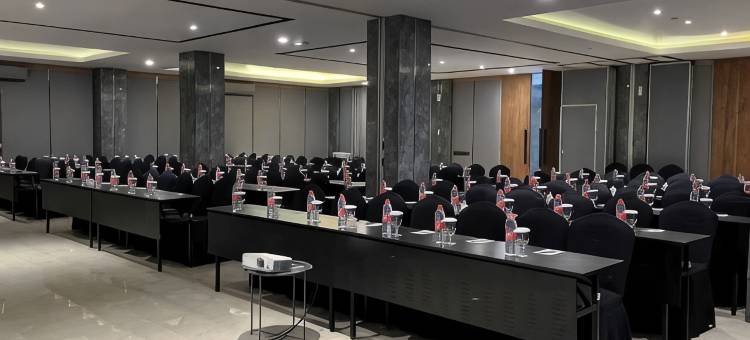阿扎纳法卡德酒店(Facade Hotel by Azana)图片