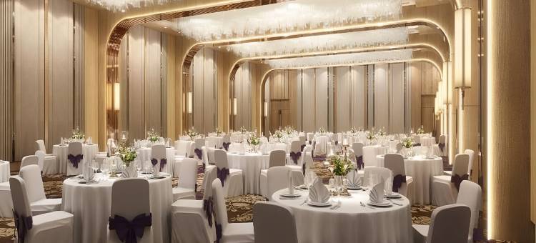 巴里利温德姆华美达安可酒店(Ramada Encore by Wyndham Bareilly Civil Lines)图片