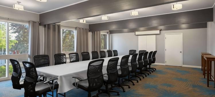 克拉马斯福尔斯温德姆戴斯酒店(Days Inn by Wyndham Klamath Falls)图片