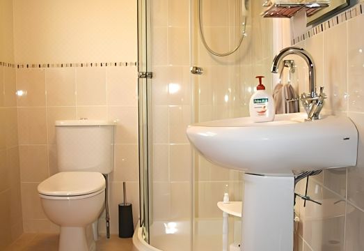 Ken-Mar House Bed and Breakfast Hotel Overview