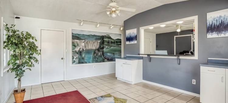 OYO赫伯斯普林斯湖畔酒店(OYO Hotel Heber Springs Lakeside)图片