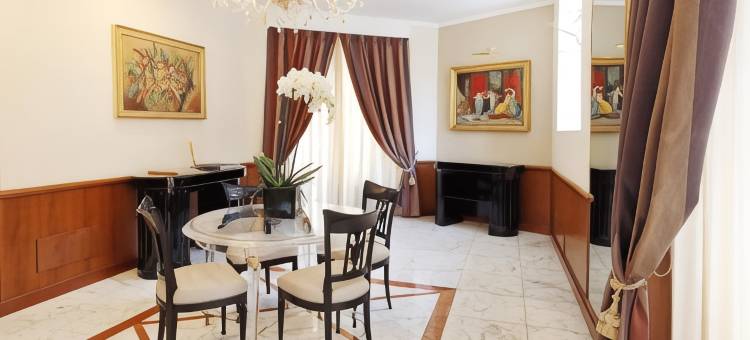 特拉亚诺酒店(Hotel Traiano)图片