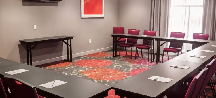 庞蒂亚克欢朋酒店(Hampton Inn Pontiac)图片