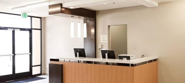 斯坦顿速8酒店(Super 8 by Wyndham Stanton)图片