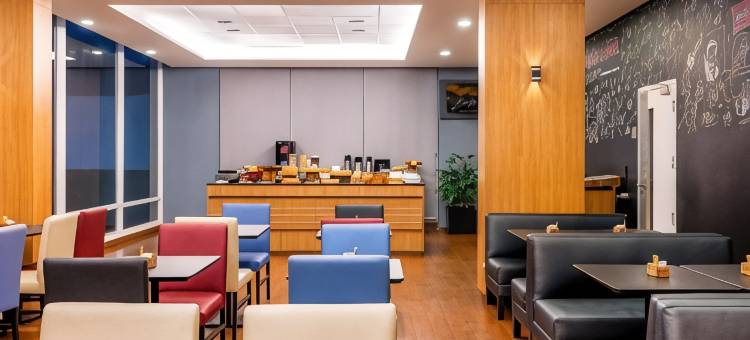 宜必思欧里纽斯酒店(ibis Ourinhos)图片