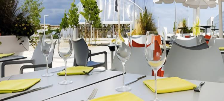 宜必思尚品内登斯维特姆公园酒店(Ibis Styles Saint-Julien-en-Genevois Vitam)图片