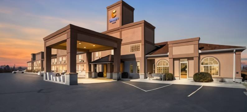 舒适酒店 - 近沃巴什州立公园(Comfort Inn Near Ouabache State Park)图片