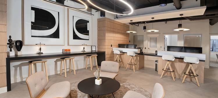 Cozy 1-Bedroom by the Ocean · Free Parking · Pool · Gym · Hot Tub · BBQ图片