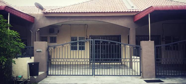 卢穆特法哈兹度假屋(Fahaz Lumut Homestay)图片