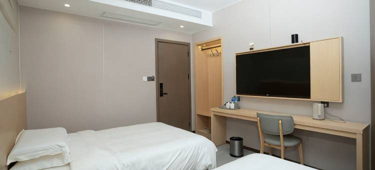 重庆朵兰大酒店(黔江汽车南站店)图片