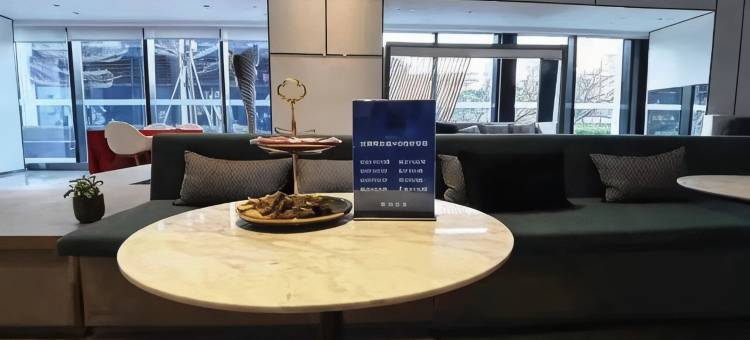 U舍公寓(深圳海岸城南油服装批发城店)图片