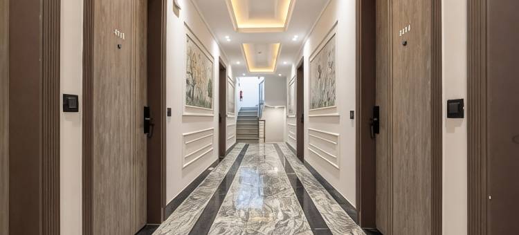 Saltstayz Premier 靠近第44区企业中心(Saltstayz Premier Near Sector 44 Corporate Hub)图片