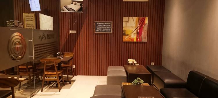 日惹詹姆波尔日出酒店(Sunrise Hotel Jombor Jogja)图片
