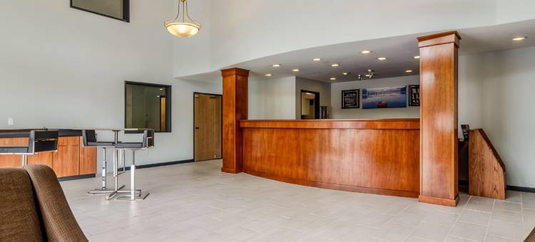 得梅因红狮套房酒店(Red Lion Inn & Suites des Moines)图片