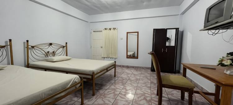 Hotel O Surya酒店靠近Taman Anggrek Pkk Watansoppeng(Hotel O Surya HotelNearTaman Anggrek Pkk Watansoppeng)图片