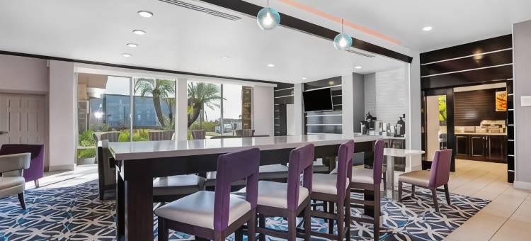 波特兰科珀斯克里斯蒂拉昆塔温德姆套房酒店(La Quinta Inn & Suites by Wyndham Corpus Christi - Portland)图片