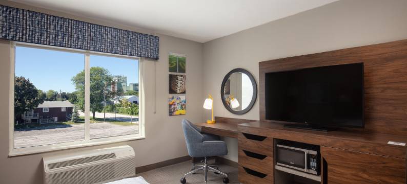 希尔顿汉普顿酒店格林湾体育场(Hampton Inn by Hilton Green Bay Stadium)图片