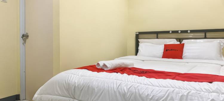 红门饭店 @ 巴拉拉加中心广场(RedDoorz @ Balaraja Centre Plaza)图片